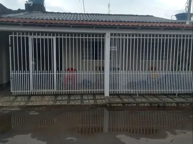 Imagem: Ágio de Linda Casa de 3 Quartos com Suíte