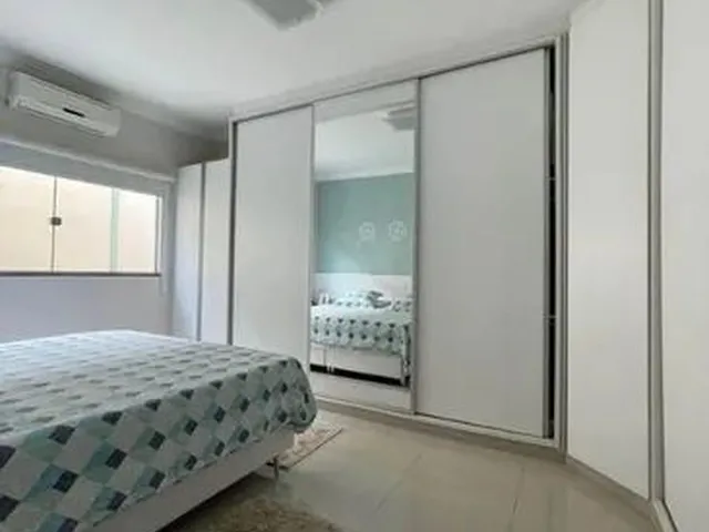 Imagem 4: Casa À Venda com 3 Quartos Toda Planejada