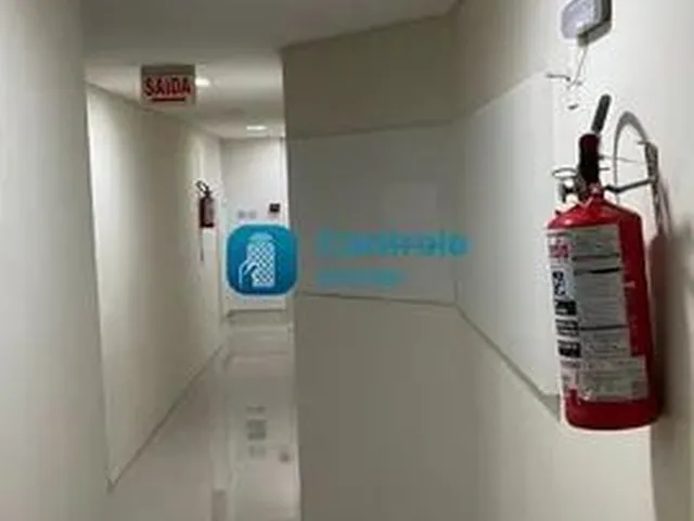 Imagem 5: Sala Comercial com Garagem no Bairro Agronômica, em Florianópolis