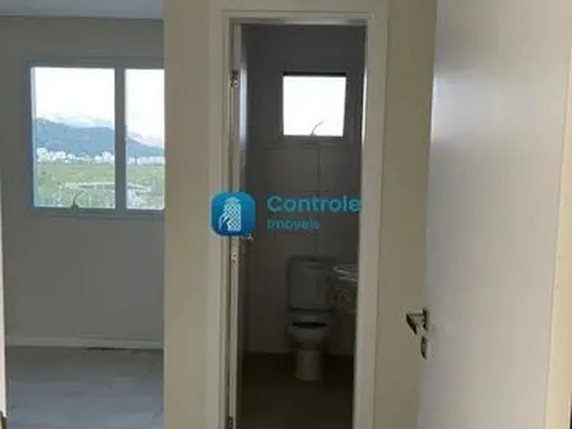 Imagem 15: Sala Comercial com Garagem no Bairro Agronômica, em Florianópolis