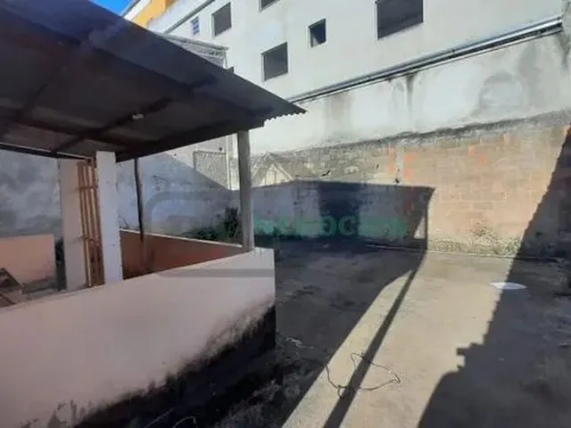 Imagem 6: )(- Excelente Oportunidade. Casa Individual!!! com 3 Quartos em Encosta do Sol - Juiz De