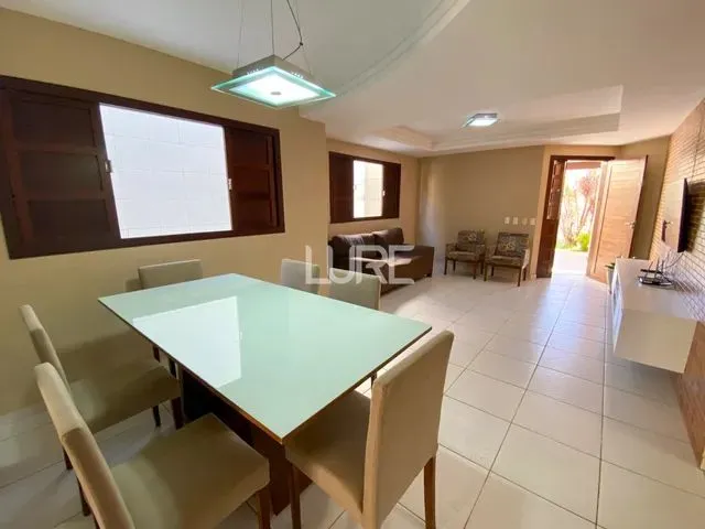 Imagem 1: Casa para Venda com 400 Metros Quadrados com 4 Quartos em Nova Parnamirim - Parnamirim - R