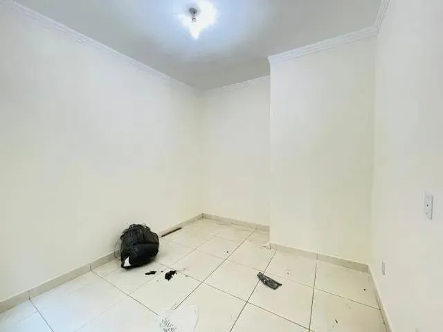 Imagem 14: Casa para Venda Possui 78 Metros Quadrados com 3 Quartos em Gleba e -...
