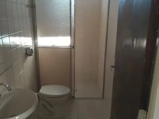Imagem: Locação de Aptº com 3 Quartos no Bairro