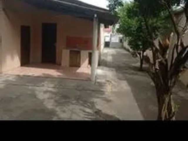 Imagem 2: Vende-Se Está Casa com Ponto Comercial