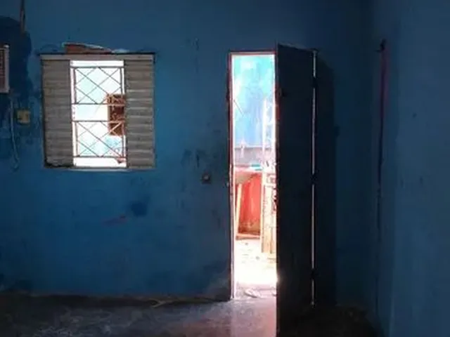 Imagem 1: Alugo Um Quarto Quarto com aluguel por R$350 /mês