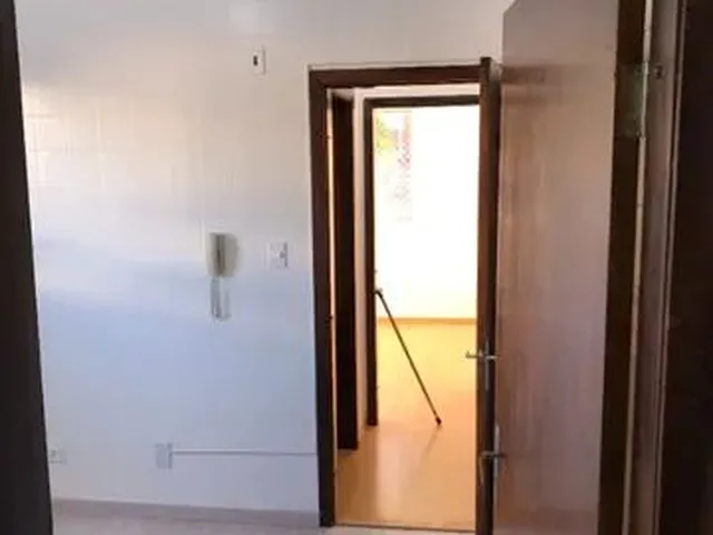 Imagem 10: Quitinete com 04 Cômodos Separados: Sala/Quarto + Banheiro + Cozinha + Área de Serviço