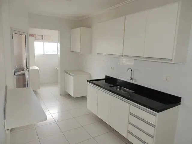 Imagem: Apartamento 2 Dormitórios, 1 Suíte, Armários