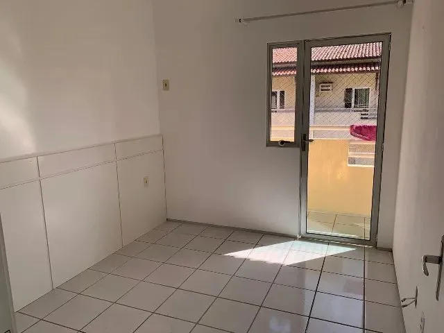 Imagem 3: Casa Duplex - com Deck, 3 Qtos, 2 Suites, Condomínio Fechado
