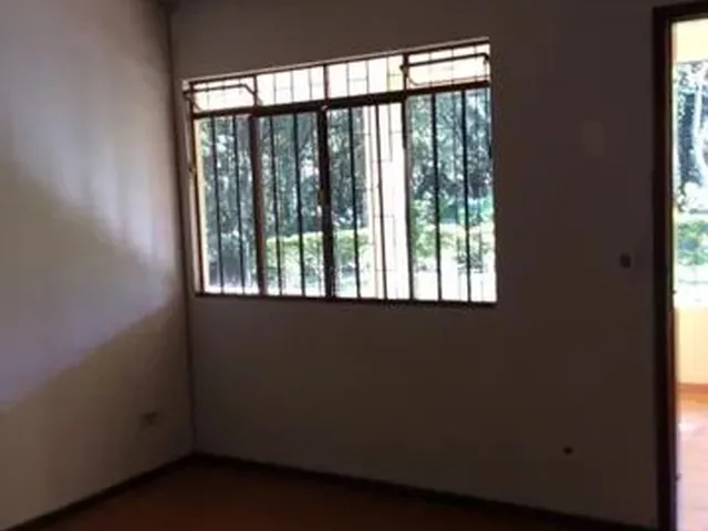 Imagem 4: Casa para Aluguel com 200 Metros Quadrados com 3 Quartos em Campo Comprido - Curitiba - Pr