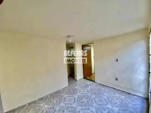 Imagem 9: Casa para Aluguel 2 Quartos no Bairro Eldorado