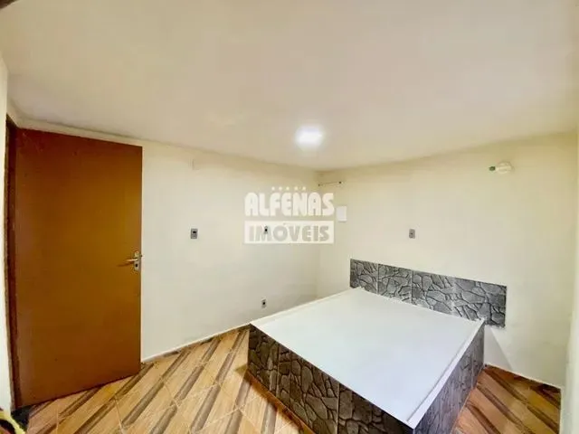 Imagem 10: Casa para Aluguel 2 Quartos no Bairro Eldorado