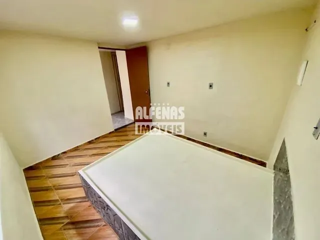 Imagem 13: Casa para Aluguel 2 Quartos no Bairro Eldorado