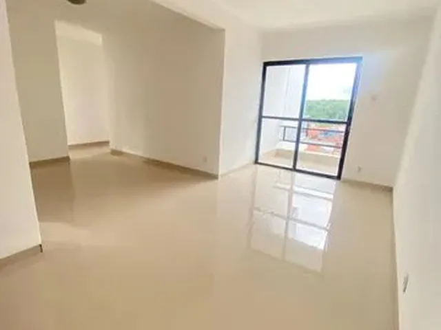 Imagem 2: Apartamento no Cohafuma com 3 Quartos(3 Varandas)/Vaga de Garagem Coberta