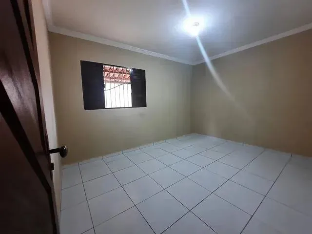 Imagem 12: Casa a Venda em Monte Serrat