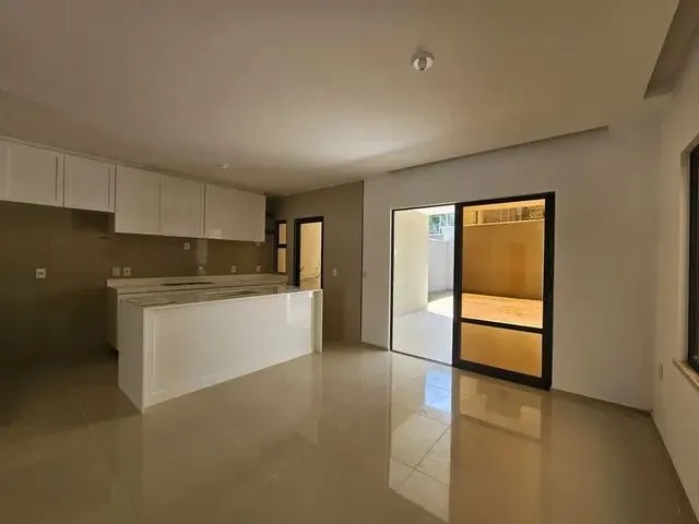 Imagem 14: Casa Duplex com Área de 180M2, 4 Suítes e Amplo Espaço! Casa Nova