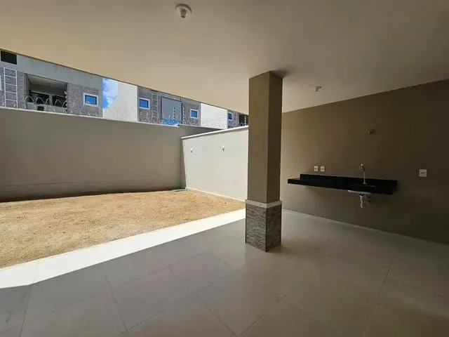 Imagem 2: Casa Duplex com Área de 180M2, 4 Suítes e Amplo Espaço! Casa Nova