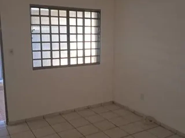 Imagem 6: Casa para Alugar com 2 Quartos no Setor Criméia Leste, Goiânia/Go