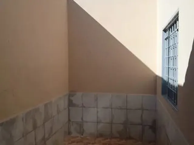 Imagem 2: Casa para Alugar com 2 Quartos no Setor Criméia Leste, Goiânia/Go