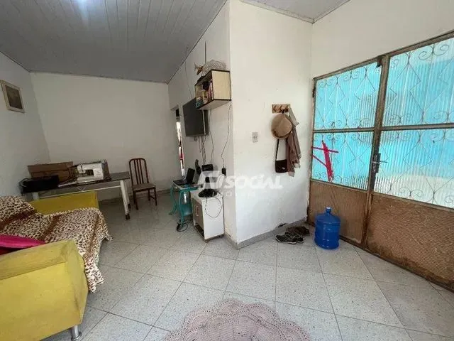 Imagem: Casa com 3 Dormitórios À Venda, 160 M²