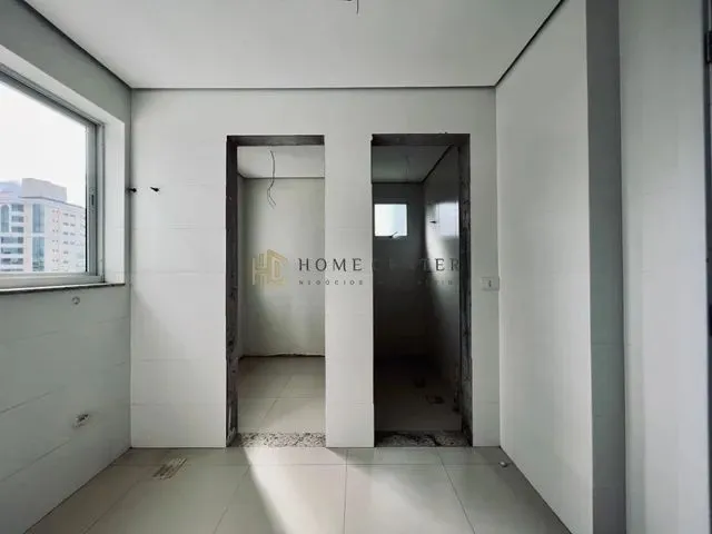 Imagem 10: Venda Apartamento com 4 dormitórios