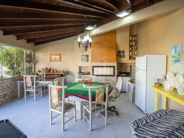 Imagem 15: Sobrado para Venda - 336.6M², 3 Dormitórios, Sendo 1 Suites, 4 Vagas - Centro
