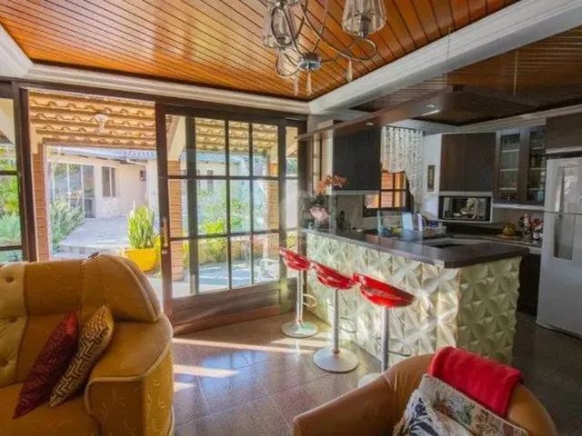 Imagem 11: Sobrado para Venda - 336.6M², 3 Dormitórios, Sendo 1 Suites, 4 Vagas - Centro