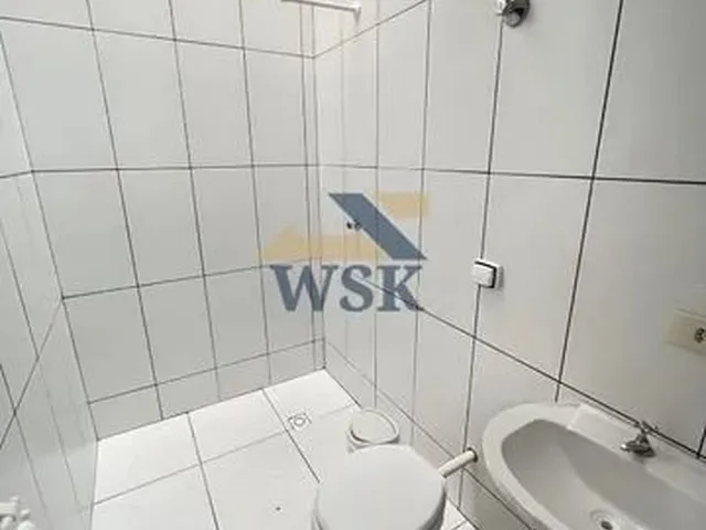 Imagem 7: Casa de Frente pra Rua com 3 Quartos
