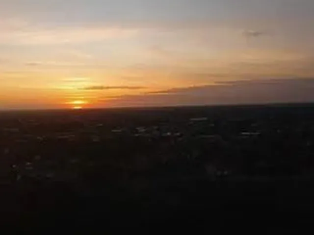 Imagem 5: Apartamento com 3/4 com Vista para o Rio Potengi