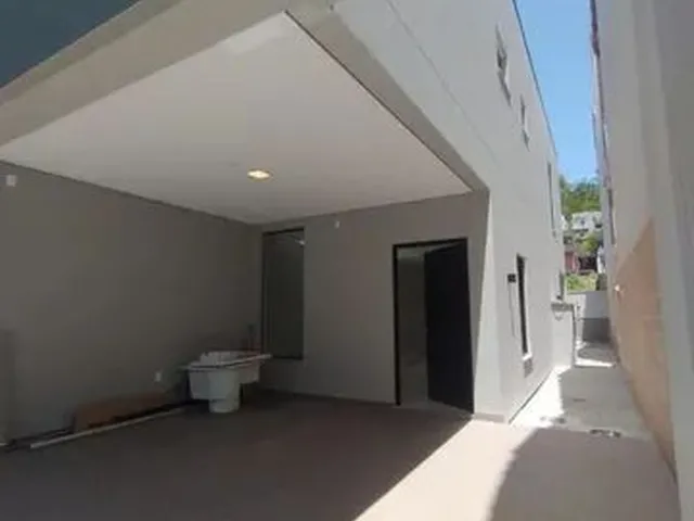 Imagem 9: Casa para Venda em Florianópolis, Córrego Grande, 3 Dormitórios, 3 Suítes, 4