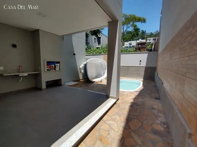 Imagem 16: Casa para Venda em Florianópolis, Córrego Grande, 3 Dormitórios, 3 Suítes, 4