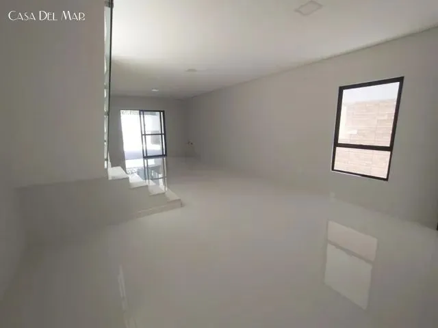 Imagem 4: Casa para Venda em Florianópolis, Córrego Grande, 3 Dormitórios, 3 Suítes, 4