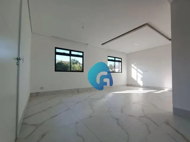 Imagem: Sobrado com 3 Dormitórios À Venda, 178