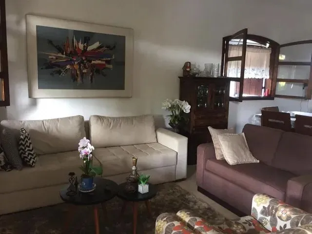 Imagem: Casa com 4 Dormitórios À Venda em Belo