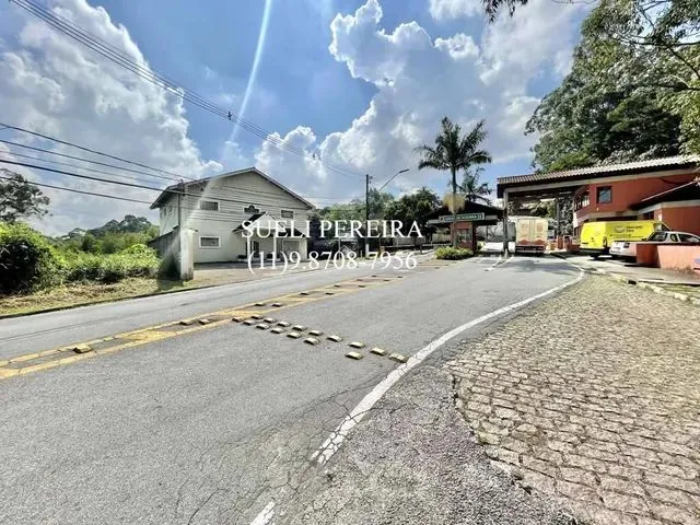 Imagem: Casa para Venda Possui 3 Salas 2 Salões