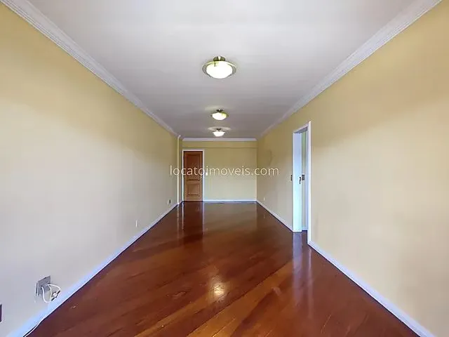 Imagem 9: Cód.: 4215 - Apartamento com Três Quartos Sendo 1 Suíte- 2 Vagas de Garagem- Bom Pastor