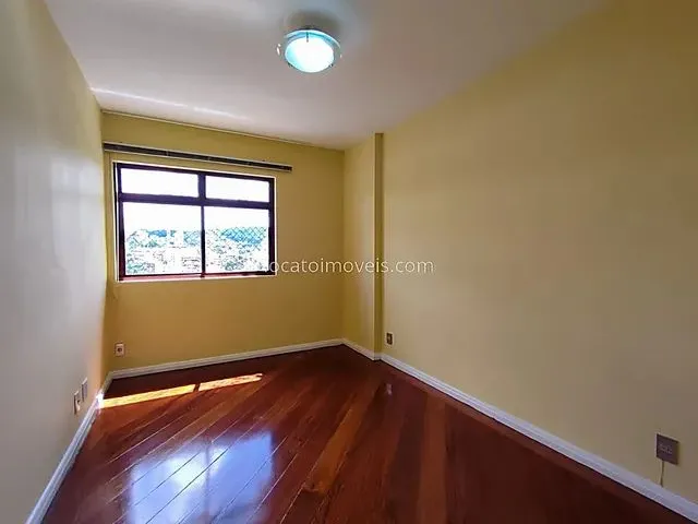 Imagem 14: Cód.: 4215 - Apartamento com Três Quartos Sendo 1 Suíte- 2 Vagas de Garagem- Bom Pastor
