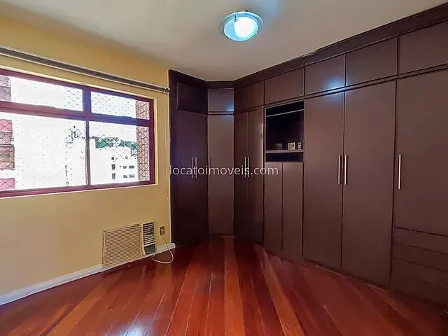 Imagem 10: Cód.: 4215 - Apartamento com Três Quartos Sendo 1 Suíte- 2 Vagas de Garagem- Bom Pastor