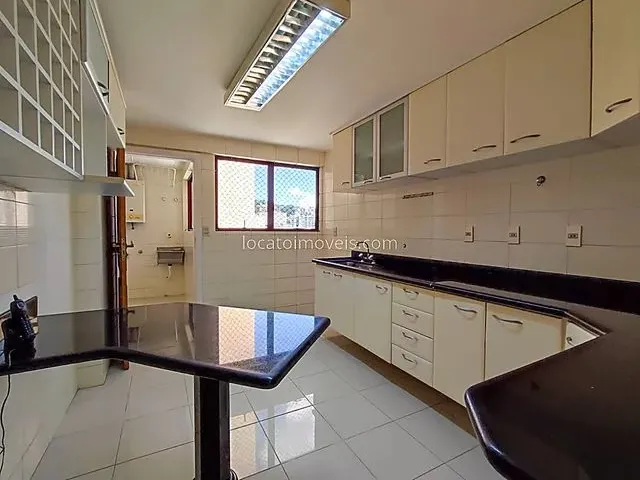 Imagem 11: Cód.: 4215 - Apartamento com Três Quartos Sendo 1 Suíte- 2 Vagas de Garagem- Bom Pastor