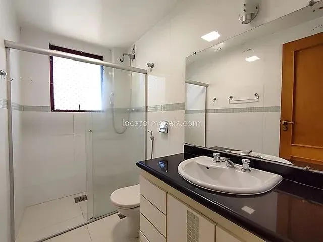 Imagem 5: Cód.: 4215 - Apartamento com Três Quartos Sendo 1 Suíte- 2 Vagas de Garagem- Bom Pastor