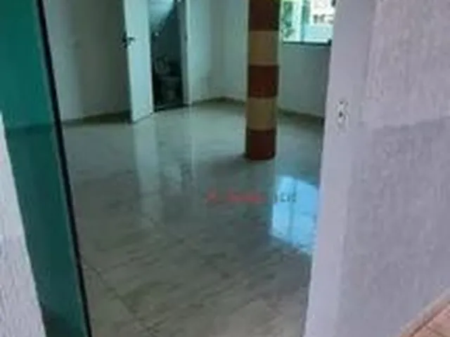 Imagem 14: Casa com 3 Dormitórios para Alugar, 351 M² por R$ 2.500,00/Mês - Jardim Iguaçu