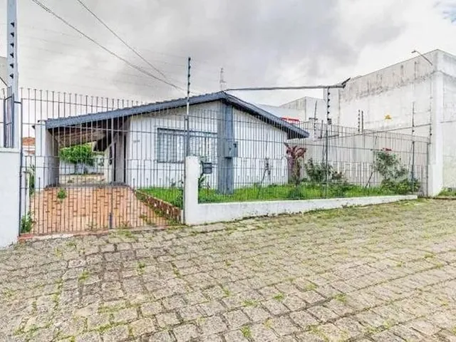 Imagem 3: Excelente Casa Residencial / Comercial em Região Central Priveligiada de Curitiba