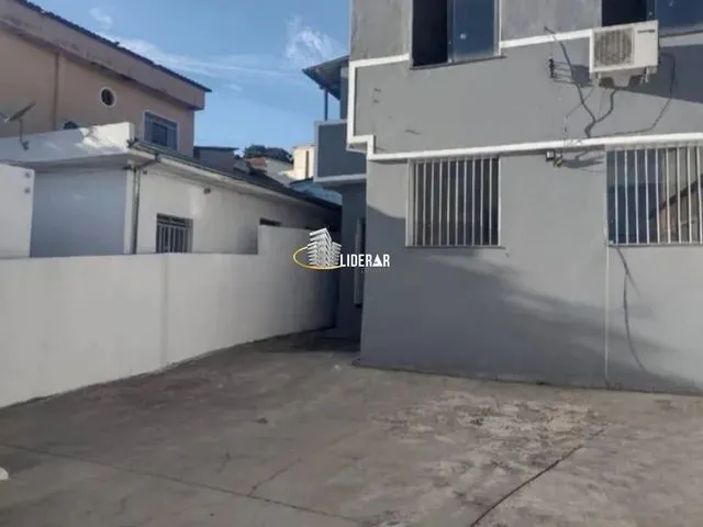 Imagem: Casa para Aluguel, 4 Quartos, 4 Vagas, santa