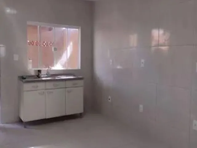 Imagem 12: Casa com 2 Dormitórios para Alugar, 75 M² por R$ 1.300,00/Mês - Amaro - Londrina/Pr