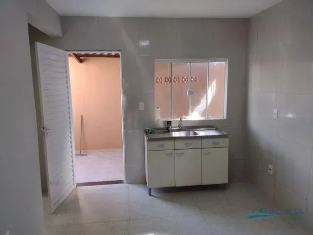 Imagem 4: Casa com 2 Dormitórios para Alugar, 75 M² por R$ 1.300,00/Mês - Amaro - Londrina/Pr
