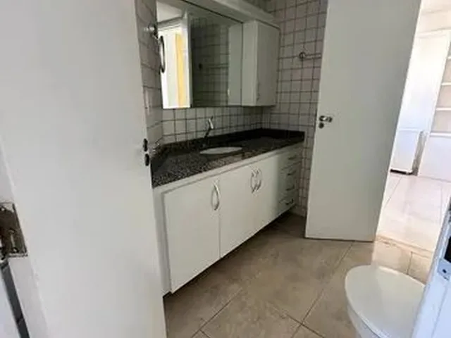 Imagem 9: Apartamento para Alugar com 160M², 4 Quartos e 2 Vagas