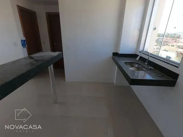 Imagem 5: Cobertura com 3 Dormitórios À Venda, 88 M² por R$ 290.000,00 - Maria Helena - Belo