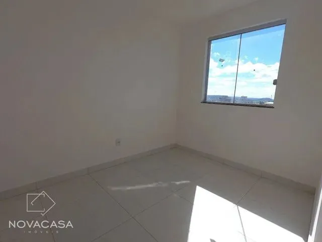 Imagem 9: Cobertura com 3 Dormitórios À Venda, 88 M² por R$ 290.000,00 - Maria Helena - Belo
