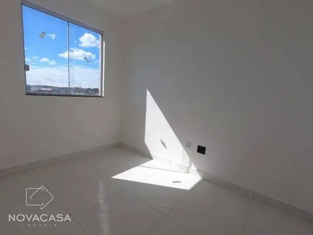 Imagem 4: Cobertura com 3 Dormitórios À Venda, 88 M² por R$ 290.000,00 - Maria Helena - Belo