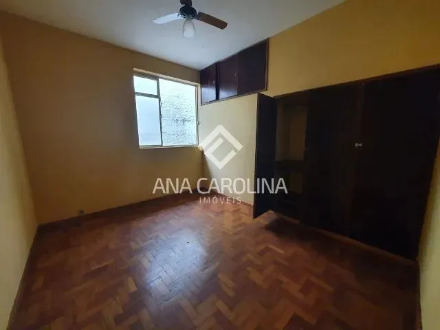Imagem 13: Casa Muito Ampla no Centro com 04 Quartos